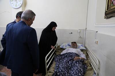 عیادت معاون تعاون و امور اجتماعی بنیاد شهید و امور ایثارگران از جانباز بصیر