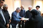 تجلیل از فرزندان شهدای مدافع حرم در اداره‌کل بنیاد شهید آذربایجان‌شرقی